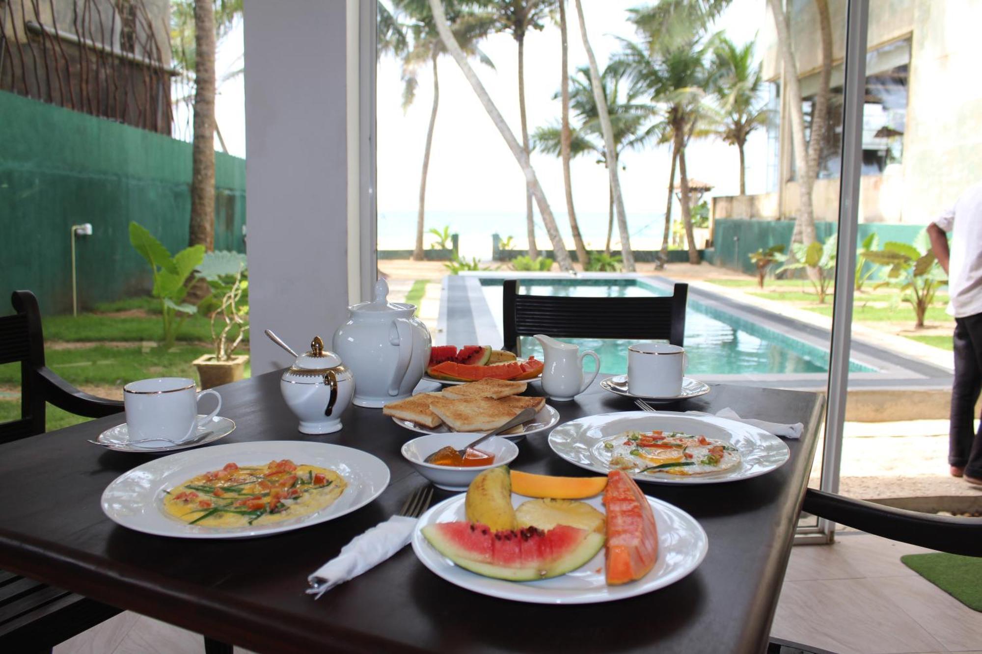 Prana Beach Hotel Ex Guli Хикадува Екстериор снимка