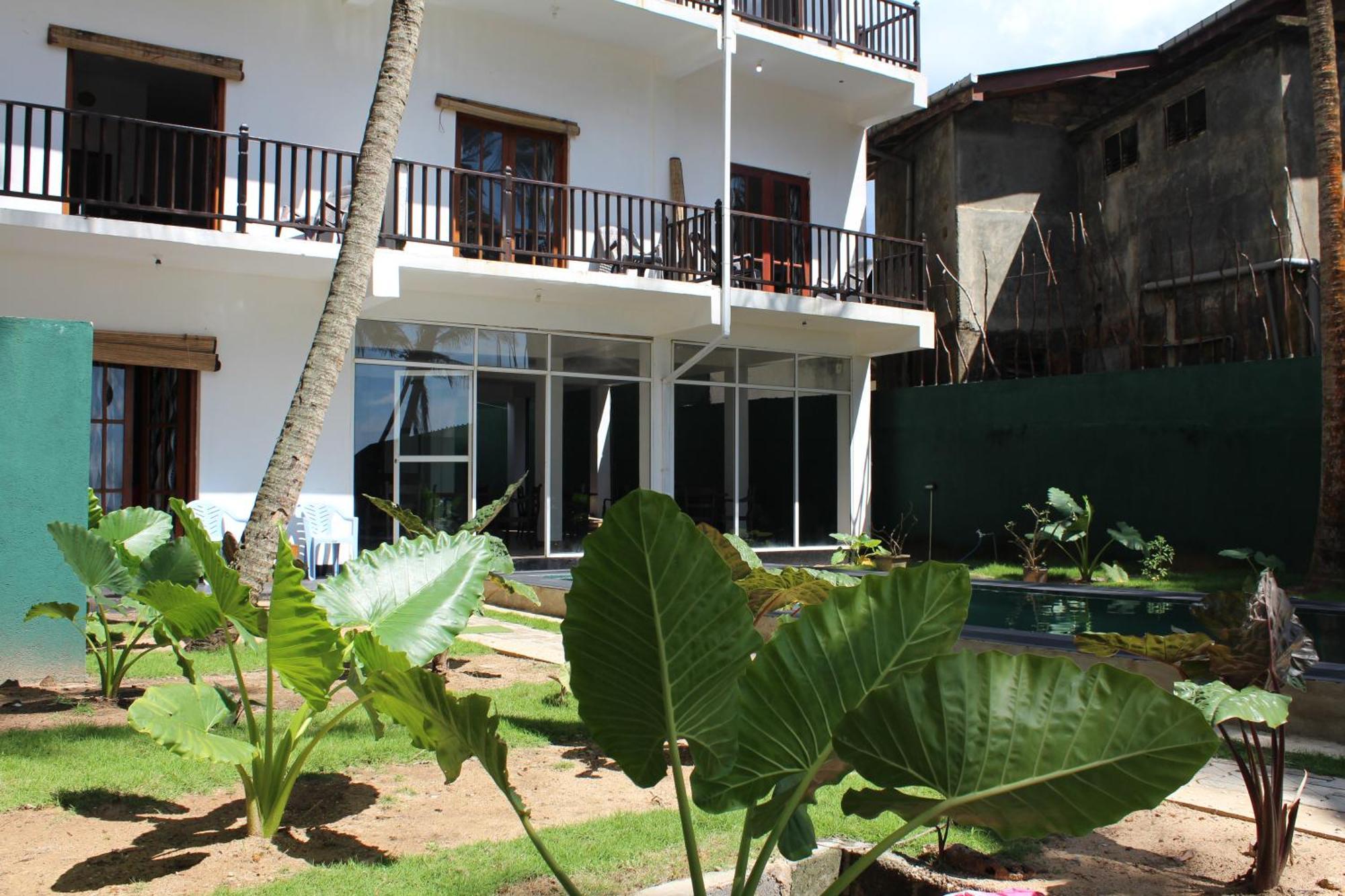 Prana Beach Hotel Ex Guli Хикадува Екстериор снимка