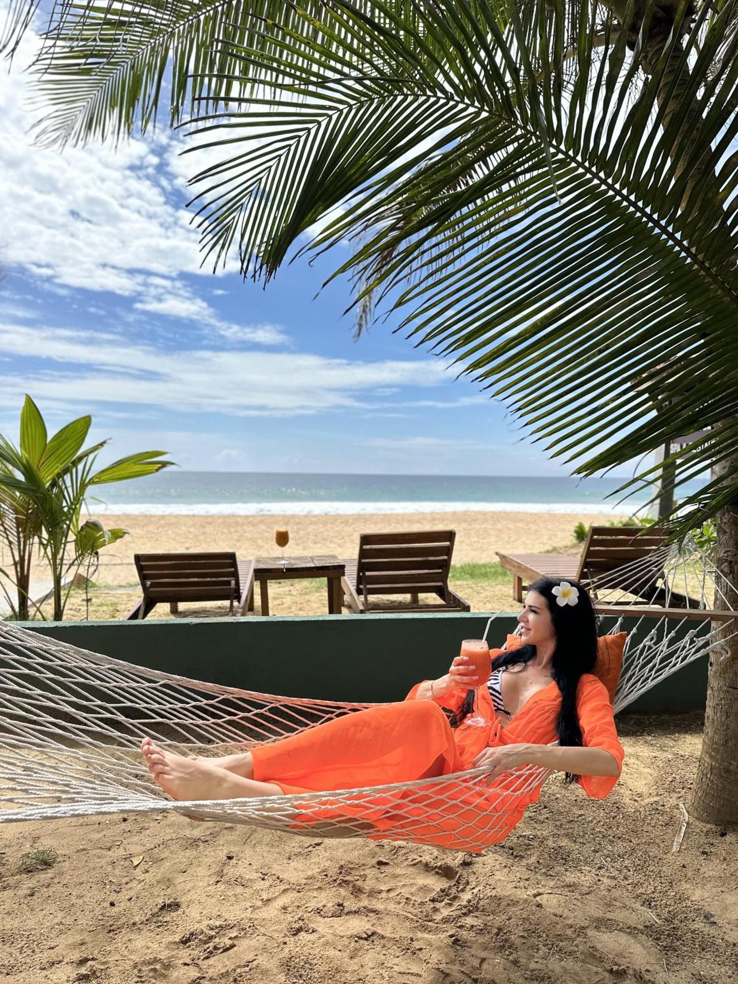 Prana Beach Hotel Ex Guli Хикадува Екстериор снимка